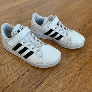 Adidas Grand Court Child Sz 1
